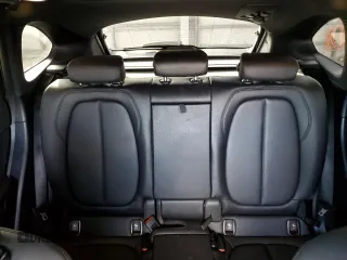 2021 BMW X1 sDrive28i z VIN WBXJG7C01M5T08696, wystawiony jako Copart lot #48004855 z przebiegiem 37 593 mil mil oraz Szkody całkowita. Historia ofert i sprzedaży dostępna na DreamBid. Obrazek 10.