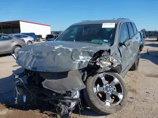 2019 Jeep Grand Cherokee Laredo E with VIN 1C4RJFAG2KC611457, listed as a IAAI auction lot 42212982 with 97,603 mi miles and . Bid and sale history available at DreamBid. Image 17.