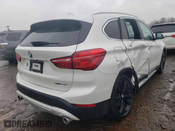 2020 BMW X1 xDrive28i with VIN WBXJG9C00L5P50833, listed as a Copart auction lot 37547123 with 37,039 mi miles. Bid and sale history available at carsss.com. Image 3.