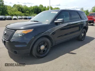 2015 Ford Police Interceptor Utility z VIN 1FM5K8AT8FGA16059, wystawiony jako Copart lot #58584065 z przebiegiem 137 342 mil mil oraz Tytuł czysty. Historia ofert i sprzedaży dostępna na DreamBid. Obrazek 1.