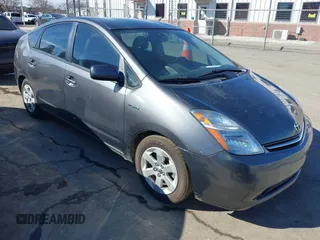 2007 Toyota Prius with VIN JTDKB20U273261611, listed as a IAAI auction lot 41440170 with 201,710 mi miles. Bid and sale history available at carsss.com. Image 1.