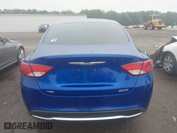 2015 Chrysler 200 Limited с VIN 1C3CCCAB8FN707577, выставлен на аукционе IAAI как лот 42315250 с пробегом 196 141 миль миль и . История ставок и продаж доступна на DreamBid. Изображение 16.