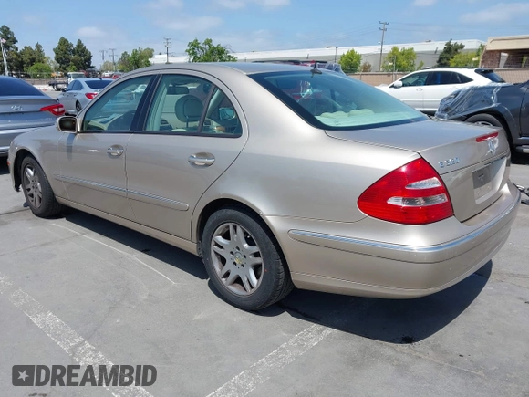 2003 Mercedes-Benz E 320 with VIN WDBUF65J13A343353, listed as a IAAI auction lot 42100070 with 111,880 mi miles and . Bid and sale history available at carsss.com. Image 3.