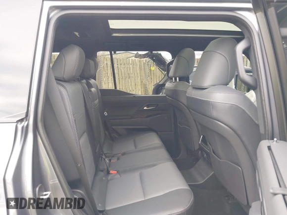 2024 Lexus GX 550 Luxury z VIN JTJVBCDXXR5020312, wystawiony jako IAAI lot #41125655 z przebiegiem 422 mil mil oraz . Historia ofert i sprzedaży dostępna na DreamBid. Obrazek 8.