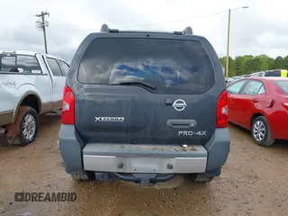 2014 Nissan Xterra X with VIN 5N1AN0NW4EN813172, listed as a IAAI auction lot 42010220 with 185,971 mi miles and . Bid and sale history available at carsss.com. Image 16.