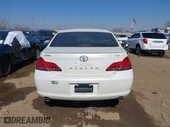 2008 Toyota Avalon XL with VIN 4T1BK36B08U274604, listed as a IAAI auction lot 41768642 with 180,335 mi miles. Bid and sale history available at carsss.com. Image 17.