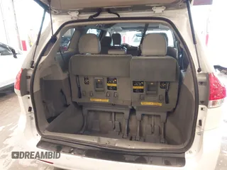 2014 Toyota Sienna XLE with VIN 5TDYK3DC5ES508021, listed as a IAAI auction lot 41963128 with 162,578 mi miles. Bid and sale history available at carsss.com. Image 18.