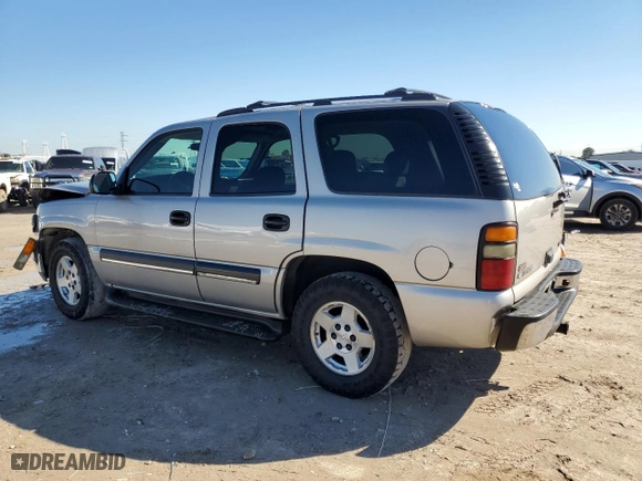 2004 Chevrolet Tahoe LT with VIN 1GNEC13Z84R187526, listed as a Copart auction lot 46661845 with 319,306 mi miles and Salvage Title. Bid and sale history available at carsss.com. Image 2.