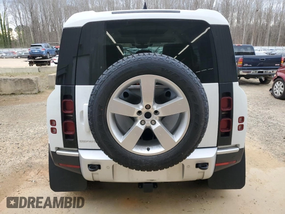 2024 Land Rover Defender S with VIN SALEJ7EX4R2283949, listed as a Copart auction lot 83841744 with 9,824 mi miles and Salvage title. Bid and sale history available at DreamBid. Image 6.