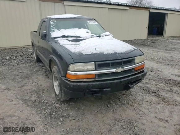 1998 Chevrolet S-10 LS with VIN 1GCCS1947WK260721, listed as a Copart auction lot 45976485 with 182,532 mi miles and Salvage Title. Bid and sale history available at carsss.com. Image 10.