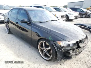 2006 BMW 3 Series 330i with VIN WBAVB33566PS10107, listed as a Copart auction lot 71711504 with 144,308 mi miles and Salvage Title. Bid and sale history available at carsss.com. Image 4.