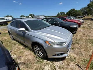 2014 Ford Fusion SE with VIN 3FA6P0HDXER214049, listed as a Copart auction lot 55528745 with 203,921 mi miles and Clean Title. Bid and sale history available at carsss.com. Image 1.