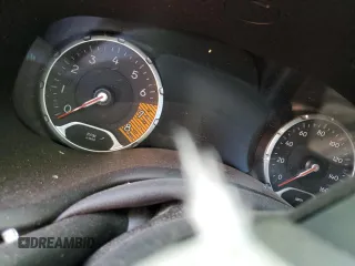 2022 Jeep Renegade Latitude with VIN ZACNJDB12NPN72878, listed as a Copart auction lot 47002805 with Not provided miles and Salvage title. Bid and sale history available at DreamBid. Image 9.