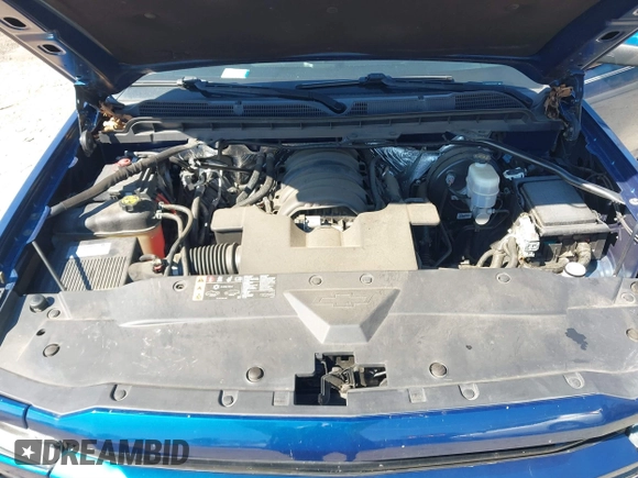 2018 Chevrolet Silverado 1500 LT with VIN 3GCUKREC9JG211391, listed as a IAAI auction lot 41710886 with 113,989 mi miles. Bid and sale history available at carsss.com. Image 10.