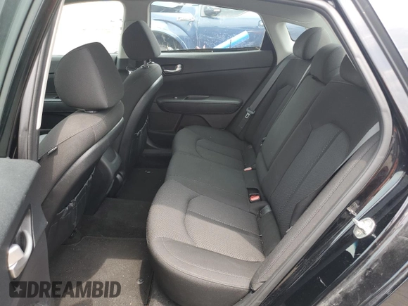 2018 Kia Optima S with VIN 5XXGT4L35JG265497, listed as a Copart auction lot 64371405 with 103,327 mi miles and Salvage title. Bid and sale history available at DreamBid. Image 10.