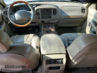 2002 Lincoln Navigator z VIN 5LMFU28R32LJ14694, wystawiony jako Copart lot #66689144 z przebiegiem 212 346 mil mil oraz Szkoda całkowita • Salvage title. Historia ofert i sprzedaży dostępna na DreamBid. Obrazek 8.