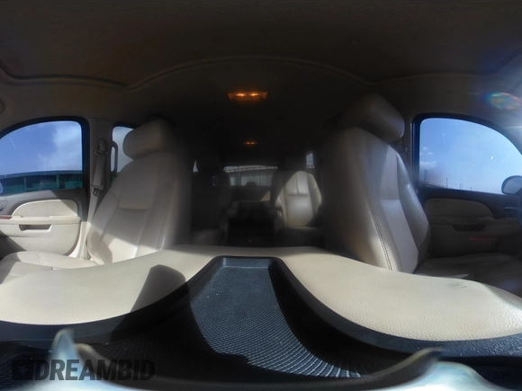2012 GMC Yukon SLT with VIN 1GKS1CE01CR221109, listed as a IAAI auction lot 41820717 with 201,893 mi miles. Bid and sale history available at carsss.com. Image 18.