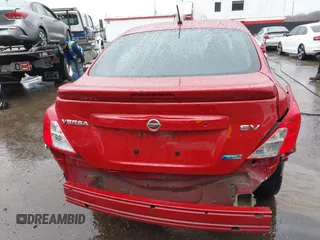 2015 Nissan Versa SV with VIN 3N1CN7AP7FL828807, listed as a IAAI auction lot 41849439 with 204,234 mi miles. Bid and sale history available at carsss.com. Image 17.