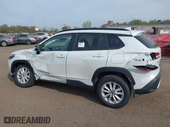 2024 Toyota Corolla Cross LE with VIN 7MUBAABG2RV114524, listed as a IAAI auction lot 42117794 with 2,781 mi miles and . Bid and sale history available at DreamBid. Image 18.