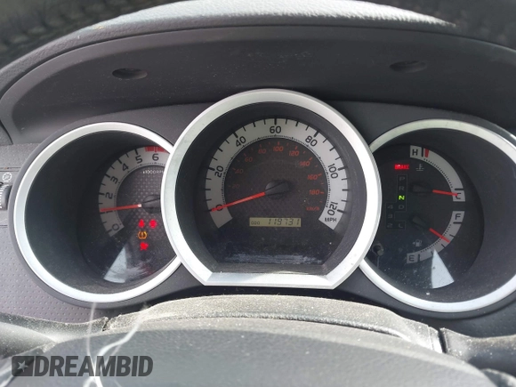2014 Toyota Tacoma with VIN 3TMLU4EN0EM148389, listed as a IAAI auction lot 41490721 with 119,731 mi miles. Bid and sale history available at carsss.com. Image 7.