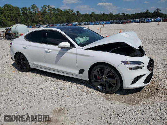 2023 Genesis G70 3.3T with VIN KMTG54TE7PU117917, listed as a Copart auction lot 73748604 with 33,688 mi miles and Clean Title. Bid and sale history available at DreamBid. Image 4.
