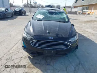 2020 Ford Fusion SE with VIN 3FA6P0HD8LR231106, listed as a IAAI auction lot 41755846 with 34,677 mi miles. Bid and sale history available at carsss.com. Image 12.