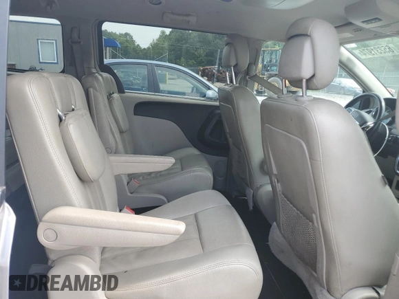 2013 Chrysler Town & Country Touring with VIN 2C4RC1BG9DR547648, listed as a Copart auction lot 65231974 with 137,521 mi miles and Salvage Title. Bid and sale history available at carsss.com. Image 11.