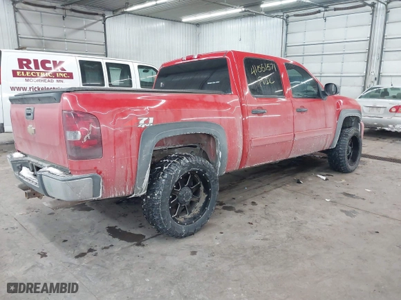 2008 Chevrolet Silverado 1500 LTZ with VIN 3GCEK13358G174925, listed as a IAAI auction lot 41551571 with 212,718 mi miles. Bid and sale history available at carsss.com. Image 4.