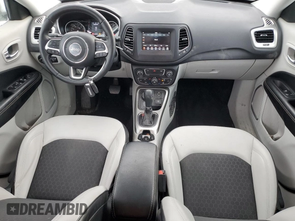2019 Jeep Compass Latitude с VIN 3C4NJDBB7KT695401, выставлен на аукционе Copart как лот 87839655 с пробегом 121 437 миль миль и Списание • Salvage title. История ставок и продаж доступна на DreamBid. Изображение 8.