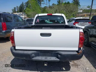 2015 Toyota Tacoma with VIN 5TFTX4CNXFX056132, listed as a IAAI auction lot 42035730 with 184,867 mi miles and . Bid and sale history available at DreamBid. Image 16.