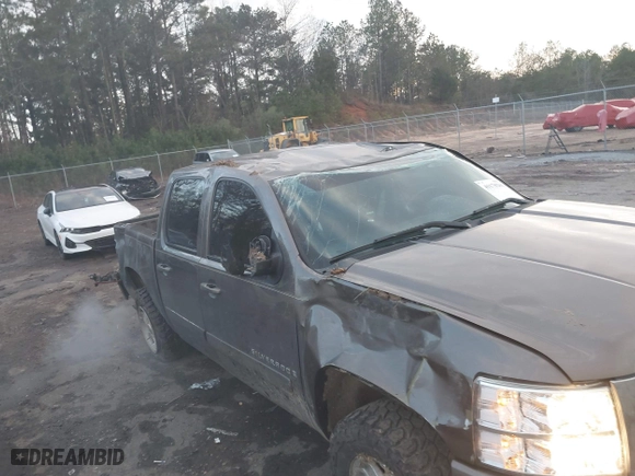 2008 Chevrolet Silverado 1500 LT w/1LT with VIN 2GCEK13J181332863, listed as a IAAI auction lot 41178201 with 181,726 mi miles. Bid and sale history available at carsss.com. Image 6.