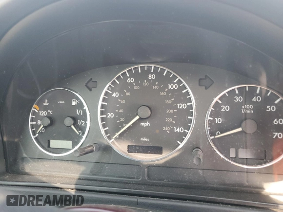2005 Mercedes-Benz M-Class 3.7L with VIN 4JGAB57E75A557711, listed as a Copart auction lot 75299904 with 0 mi miles and Salvage Title. Bid and sale history available at carsss.com. Image 9.