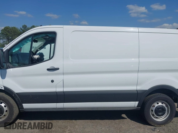 2024 Ford Transit Cargo with VIN 1FTYE1Y80RKB18748, listed as a IAAI auction lot 42069344 with 3,152 mi miles. Bid and sale history available at carsss.com. Image 15.