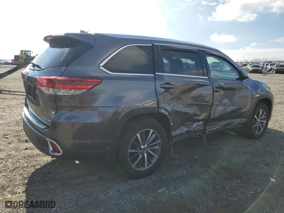 2019 Toyota Highlander SE with VIN 5TDJZRFH7KS574087, listed as a Copart auction lot 86127534 with 64,810 mi miles and Salvage Title. Bid and sale history available at carsss.com. Image 3.