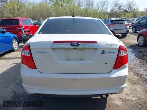 2012 Ford Fusion Hybrid с VIN 3FADP0L31CR325835, выставлен на аукционе IAAI как лот 41982489 с пробегом 124 266 миль миль и . История ставок и продаж доступна на DreamBid. Изображение 16.