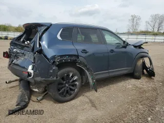 2024 Mazda CX-50 S Premium z VIN 7MMVABDM2RN198396, wystawiony jako Copart lot #55169165 z przebiegiem 24 643 mil mil oraz Szkody całkowita. Historia ofert i sprzedaży dostępna na DreamBid. Obrazek 3.