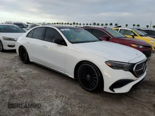 2024 Mercedes-Benz E-Class E 350 with VIN W1KLF4HB4RA042239, listed as a Copart auction lot 75121384 with 0 mi miles and Non Repairable. Bid and sale history available at carsss.com. Image 4.