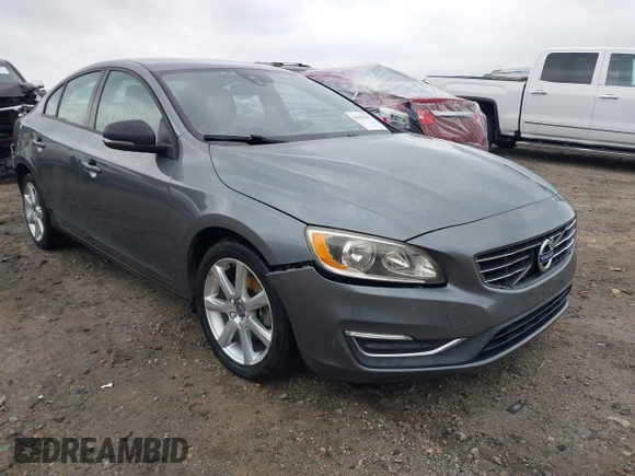 2016 Volvo S60 T5 Drive-E z VIN YV126MFJ2G2406126, wystawiony jako IAAI lot #41967696 z przebiegiem 122 884 mil mil oraz . Historia ofert i sprzedaży dostępna na DreamBid. Obrazek 1.