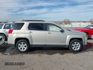 2010 GMC Terrain SLE-2 with VIN 2CTALDEW2A6361176, listed as a IAAI auction lot 41525393 with 111,821 mi miles. Bid and sale history available at carsss.com. Image 13.
