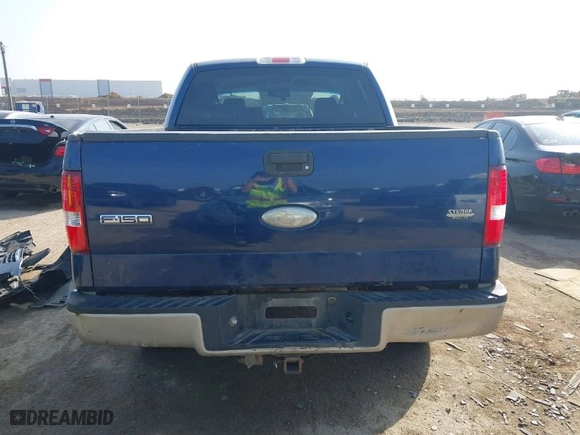 2007 Ford F-150 XLT with VIN 1FTPW14V37FB02814, listed as a IAAI auction lot 41527613 with 224,859 mi miles. Bid and sale history available at carsss.com. Image 16.