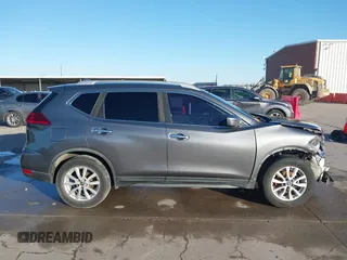 2019 Nissan Rogue SV with VIN KNMAT2MT3KP525060, listed as a IAAI auction lot 41770350 with 123,614 mi miles. Bid and sale history available at carsss.com. Image 14.