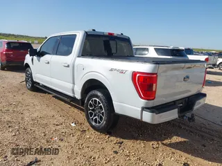 2022 Ford F-150 XL z VIN 1FTEW1EP6NKD68369, wystawiony jako IAAI lot #41985108 z przebiegiem 58 464 mil mil oraz . Historia ofert i sprzedaży dostępna na DreamBid. Obrazek 3.