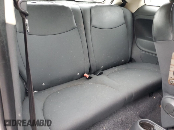 2015 FIAT 500 Pop с VIN 3C3CFFAR2FT541708, выставлен на аукционе Copart как лот 58708145 с пробегом 85 743 миль миль и Чистый • Clean title. История ставок и продаж доступна на DreamBid. Изображение 10.