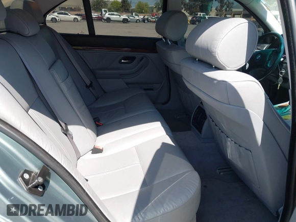 2003 BMW 5 Series 530iA with VIN WBADT63413CK33315, listed as a IAAI auction lot 42064612 with 205,426 mi miles. Bid and sale history available at carsss.com. Image 8.