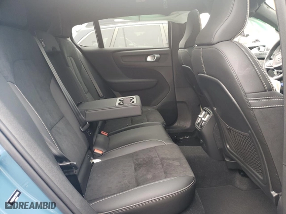 2023 Volvo C40 Recharge Pure Electric Ultimate with VIN YV4ED3GM8P2031366, listed as a Copart auction lot 67716824 with 0 mi miles and Salvage Title. Bid and sale history available at carsss.com. Image 11.