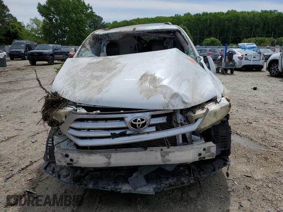 2011 Toyota Highlander Limited with VIN 5TDDK3EH2BS065699, listed as a Copart auction lot 57213085 with 250,015 mi miles and Salvage title. Bid and sale history available at DreamBid. Image 5.