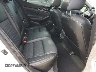 2023 Nissan Maxima Platinum z VIN 1N4AA6FVXPC504805, wystawiony jako Copart lot #58530535 z przebiegiem 43 943 mil mil oraz Szkoda całkowita • Salvage title. Historia ofert i sprzedaży dostępna na DreamBid. Obrazek 10.