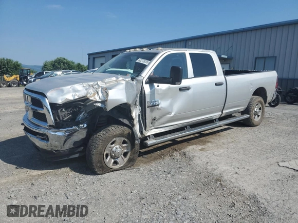 2015 Ram 2500 Tradesman z VIN 3C6UR5HLXFG655913, wystawiony jako Copart lot #63275035 z przebiegiem 159 508 mil mil oraz Szkoda całkowita • Salvage title. Historia ofert i sprzedaży dostępna na DreamBid. Obrazek 1.