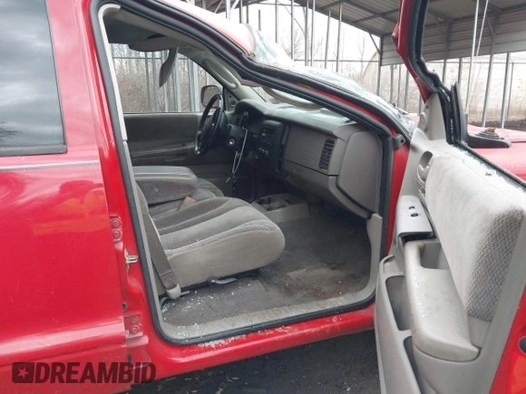 2002 Dodge Dakota Sport with VIN 1B7HG38N52S510495, listed as a IAAI auction lot 41694757 with 254,713 mi miles. Bid and sale history available at carsss.com. Image 5.