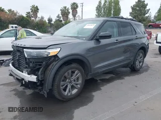 2023 Ford Explorer XLT с VIN 1FMSK8DH6PGB42738, выставлен на аукционе IAAI как лот 42099829 с пробегом 18 442 миль миль и . История ставок и продаж доступна на DreamBid. Изображение 2.